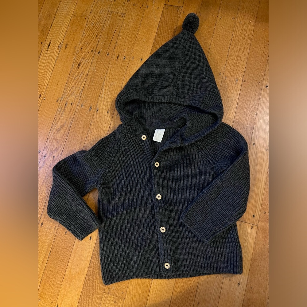 Sweater hoodie